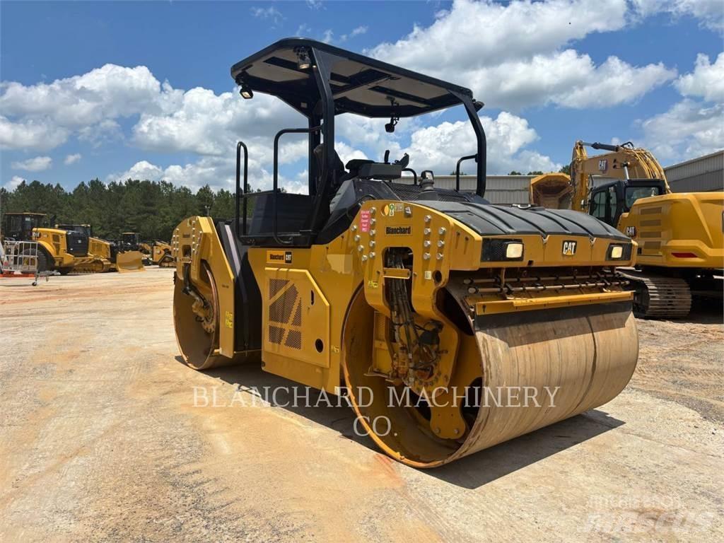 CAT CB13 Котки тротуарні