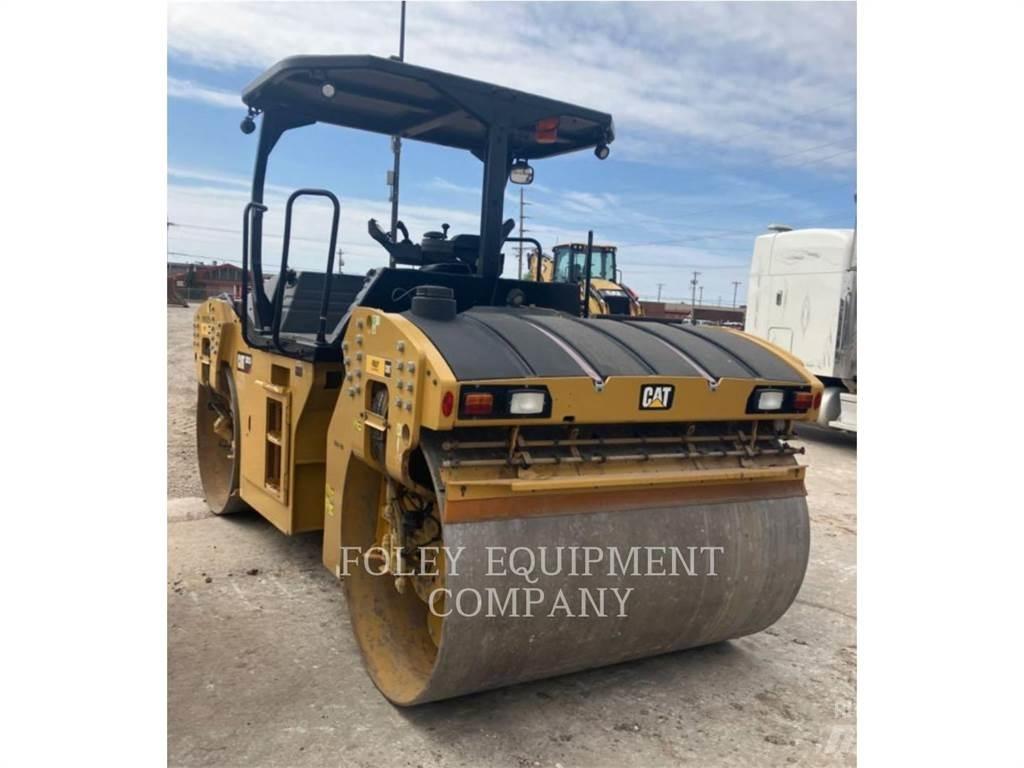 CAT CB13-01 Ущільнювачі грунту
