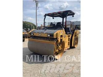CAT CB15 Котки тротуарні