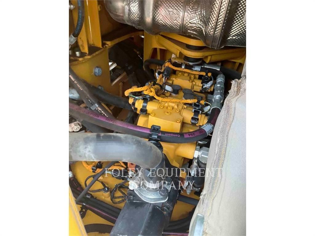 CAT CB15 Ущільнювачі грунту