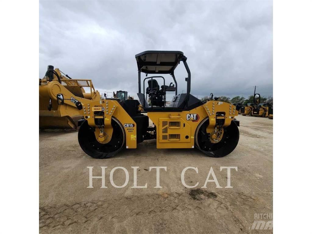 CAT CB15 Фронтальні навантажувачі