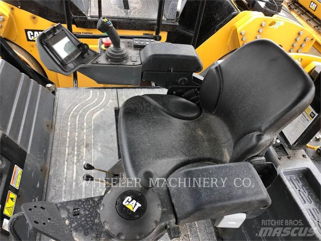 CAT CB15 Котки тротуарні