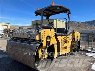 CAT CB15 CW VV Котки тротуарні