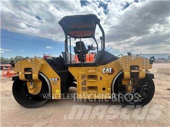 CAT CB15 CW VV Котки тротуарні