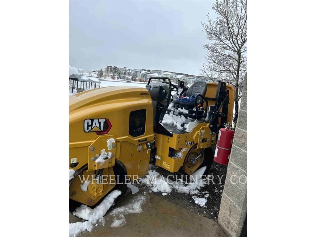 CAT CB2.5 Котки тротуарні
