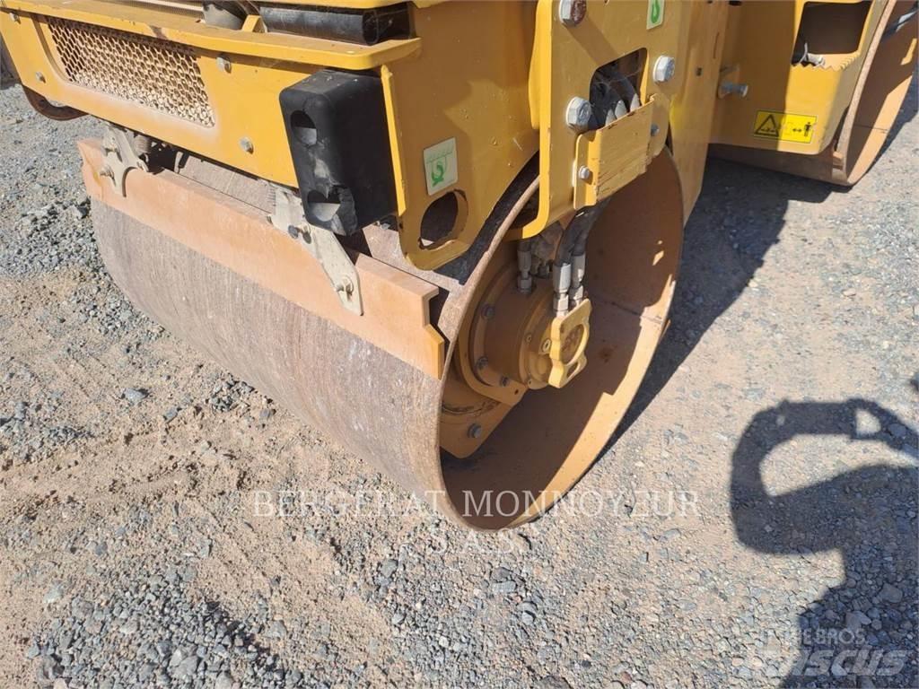 CAT CB2.5 Ущільнювачі грунту