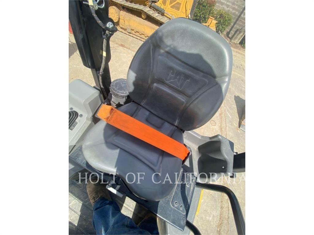 CAT CB2.5 GC Ущільнювачі грунту