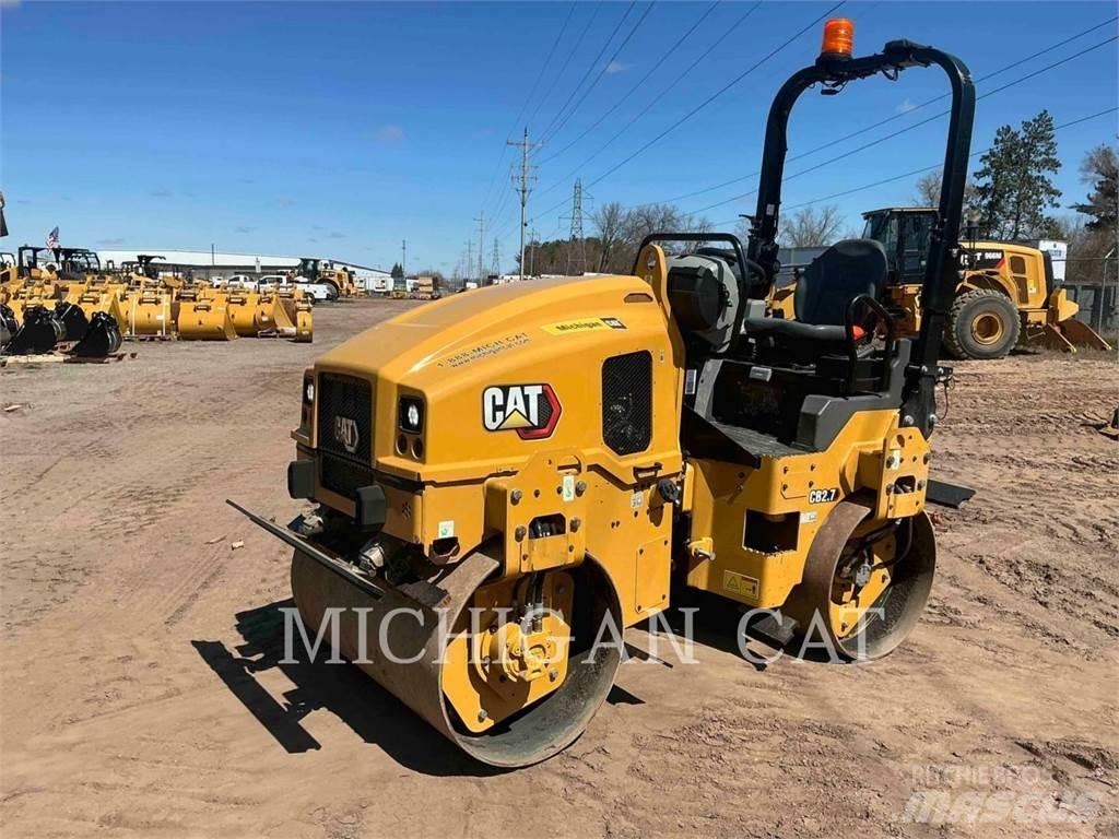 CAT CB2.7 Грунтові котки