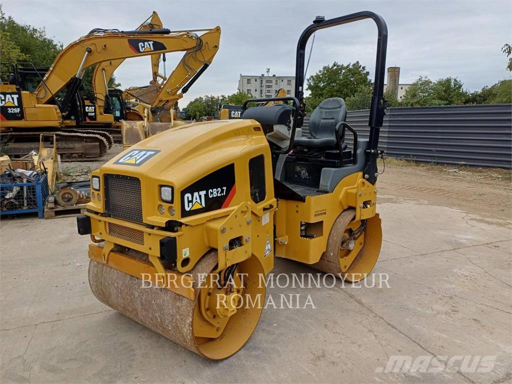 CAT CB2.7LRC Котки тротуарні
