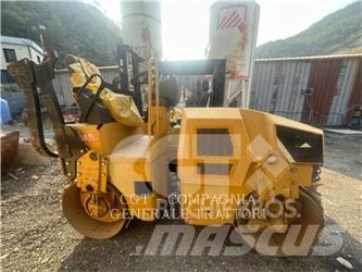 CAT CB22 Котки тротуарні