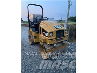 CAT CB24B Котки тротуарні