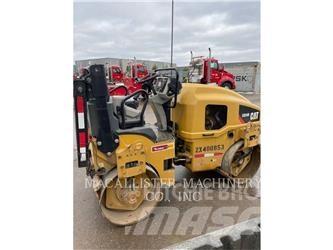 CAT CB24B Котки тротуарні
