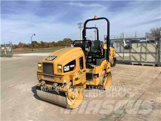 CAT CB24B Котки тротуарні