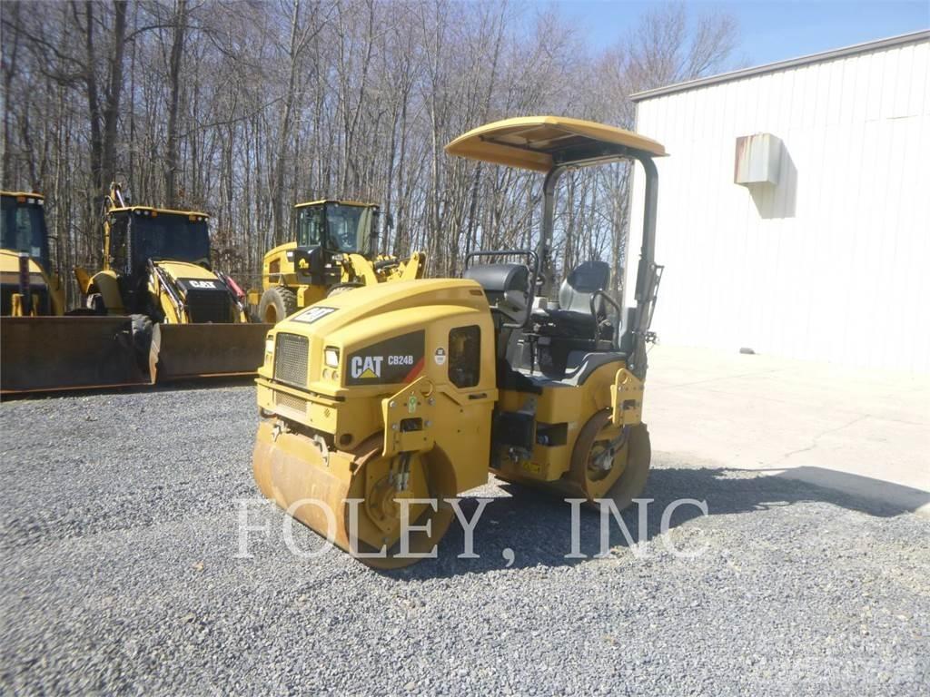 CAT CB24B Котки тротуарні