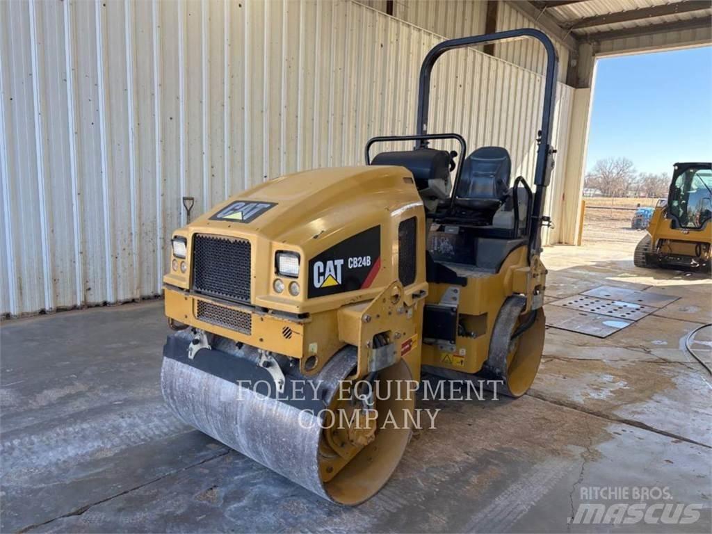 CAT CB24B Ущільнювачі грунту