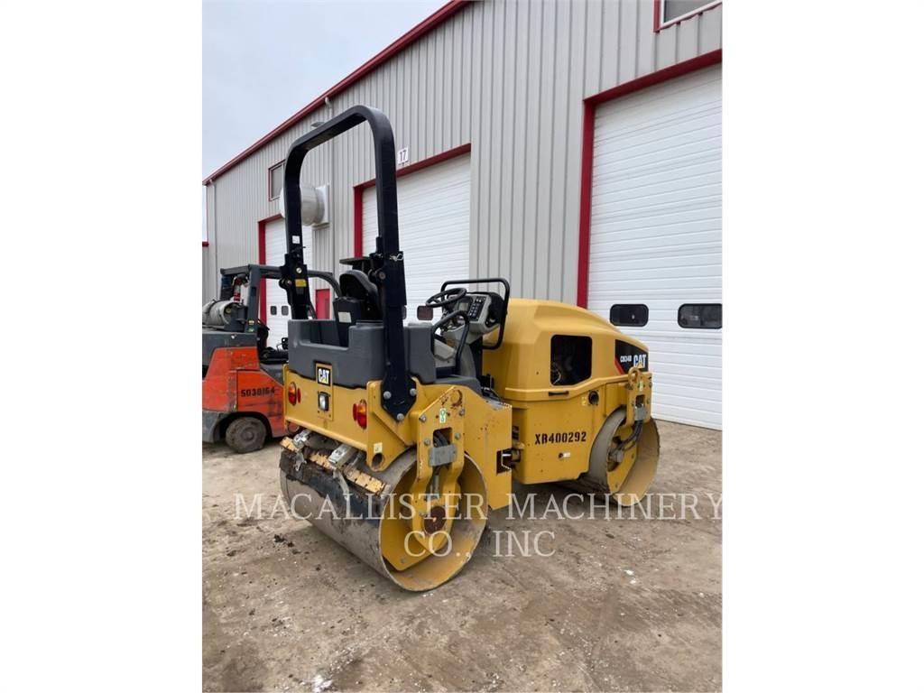 CAT CB34B Котки тротуарні