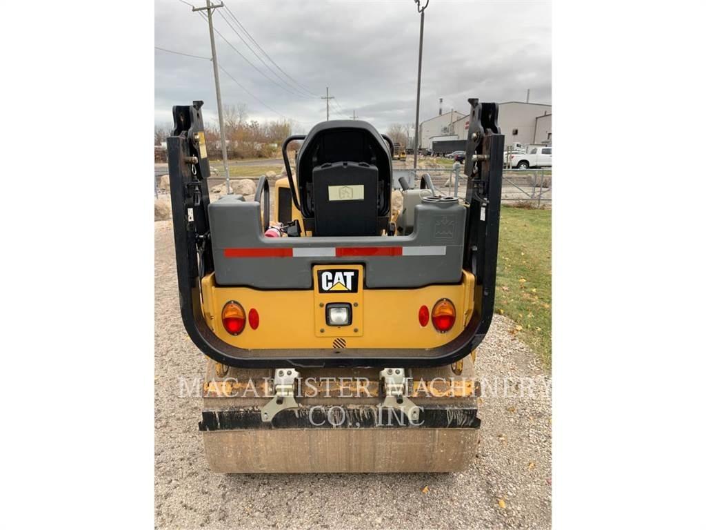 CAT CB34B Котки тротуарні