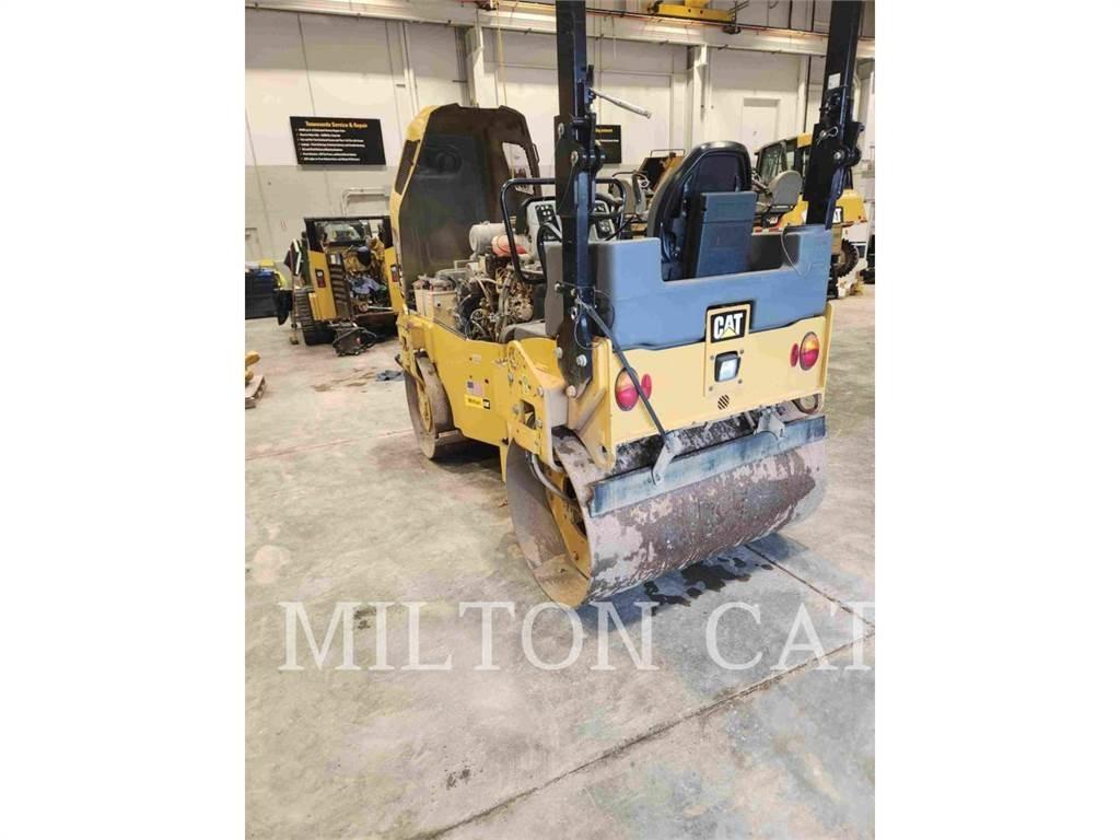CAT CB34B Котки тротуарні