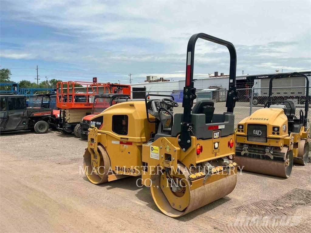 CAT CB34B Котки тротуарні