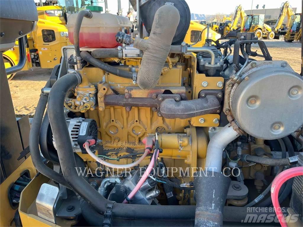 CAT CB34B Ущільнювачі грунту