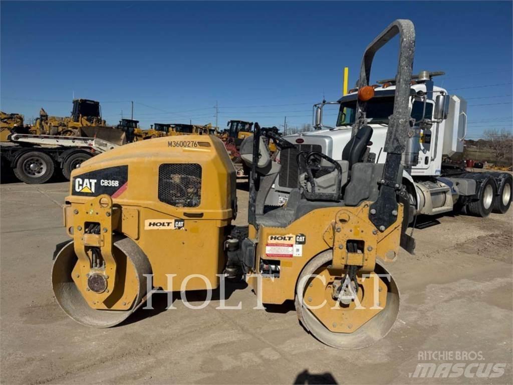 CAT CB36B Грунтові котки