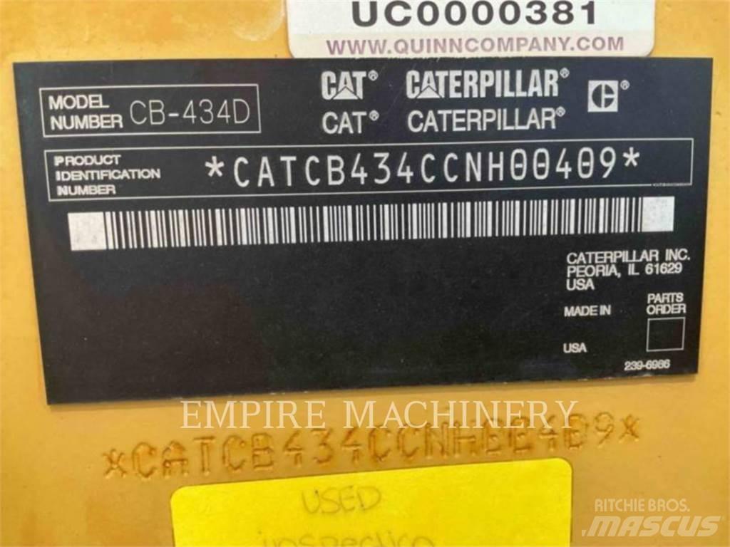 CAT CB434D Котки тротуарні