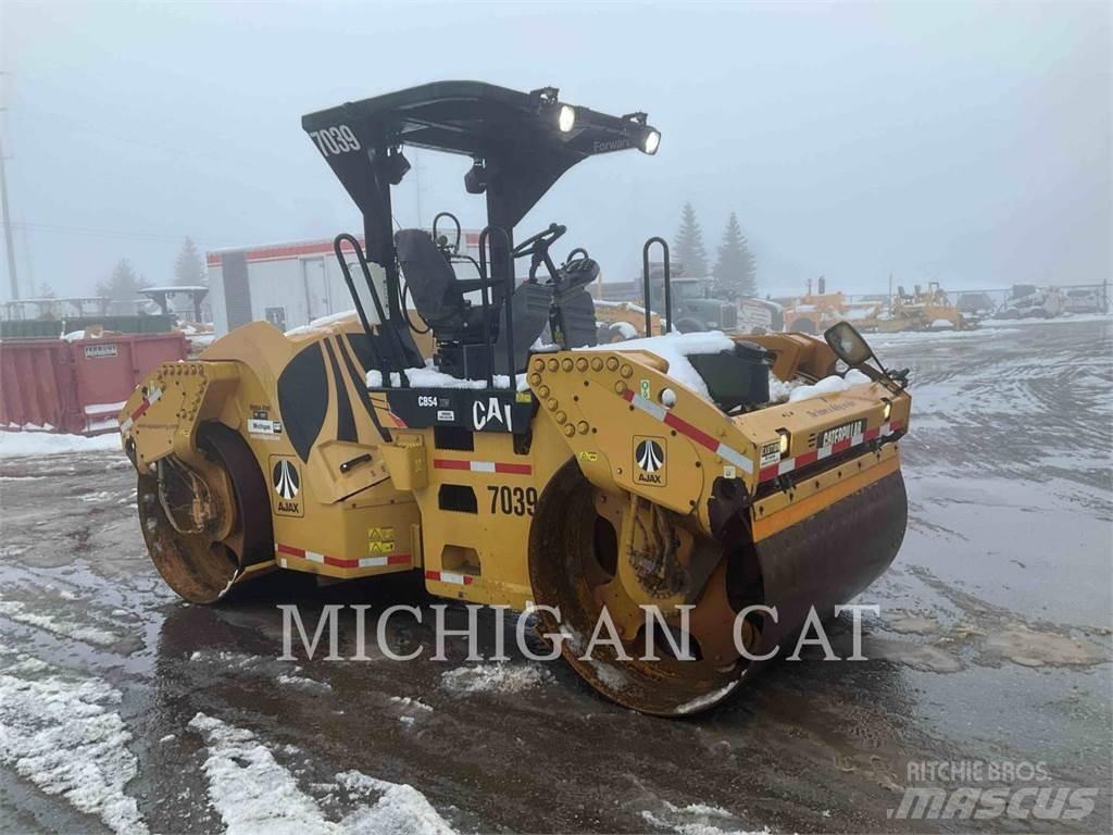 CAT CB54 XW Котки тротуарні