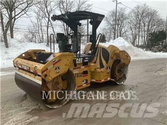 CAT CB54 XW Котки тротуарні