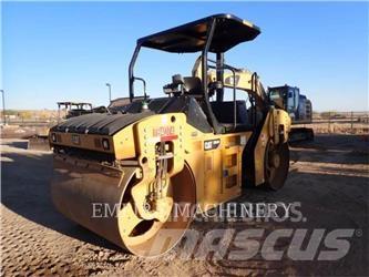 CAT CB54B Котки тротуарні