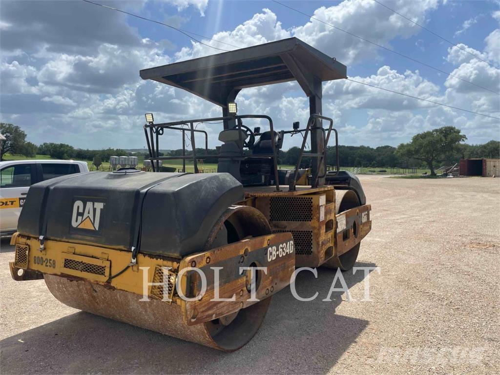 CAT CB634D Котки тротуарні