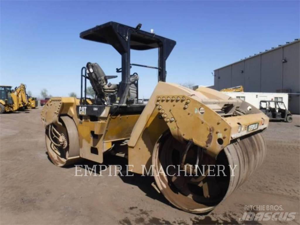 CAT CB64 Котки тротуарні