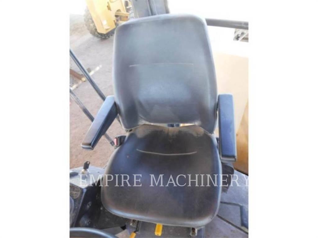 CAT CB64 Котки тротуарні