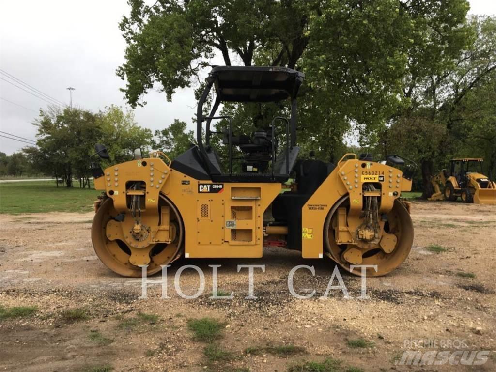 CAT CB64B Грунтові котки