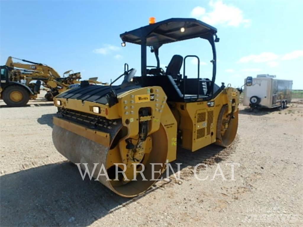 CAT CB66B Асфальтовкладачі