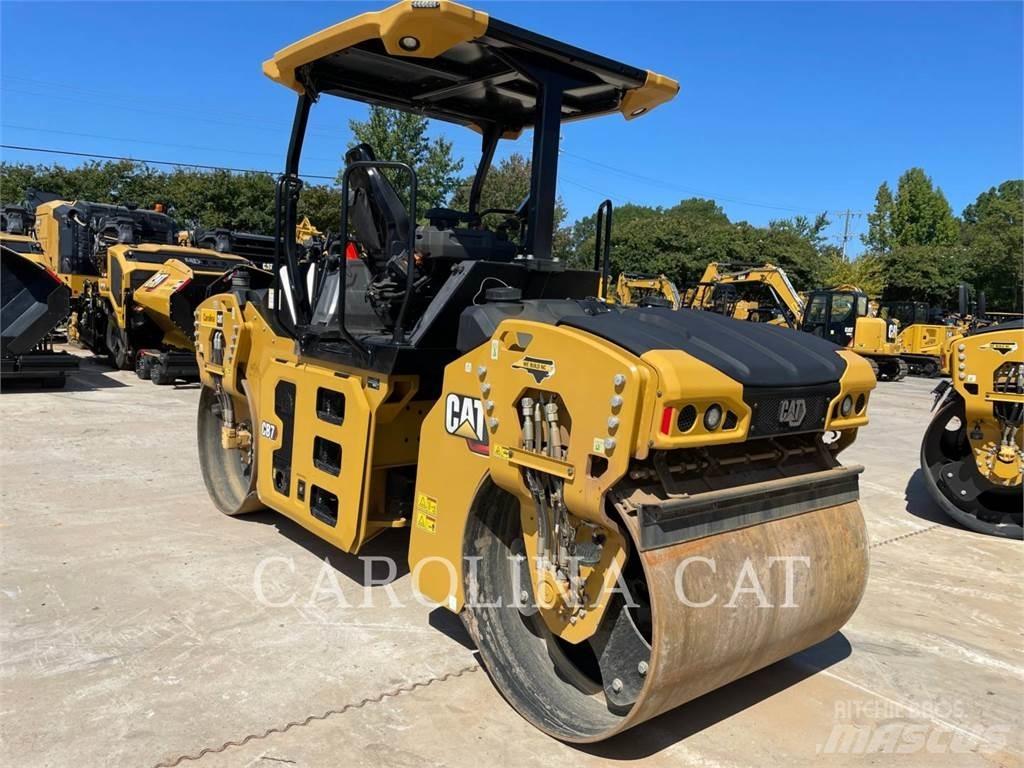 CAT CB7 Асфальтовкладачі