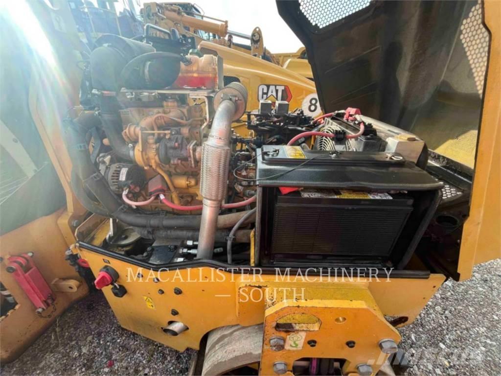 CAT CC2.7GC Комбіновані катки