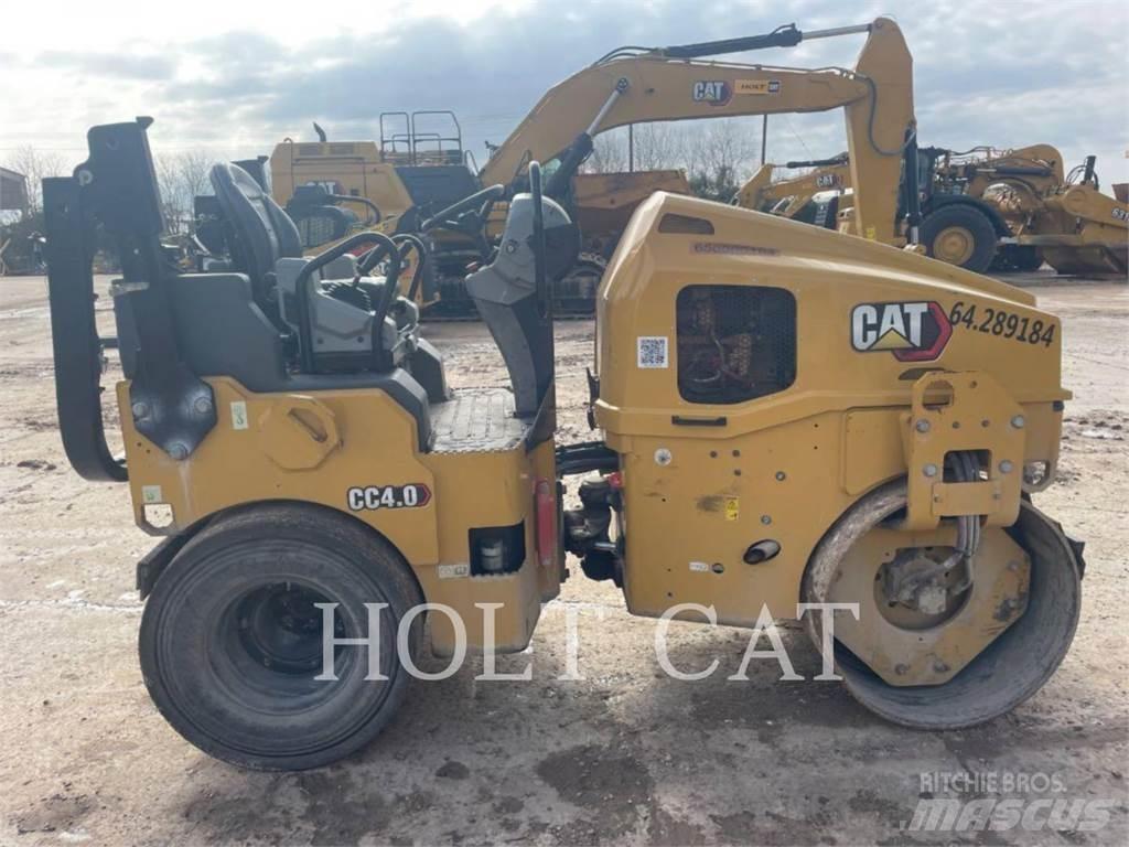 CAT CC4.0 Колісні бульдозери