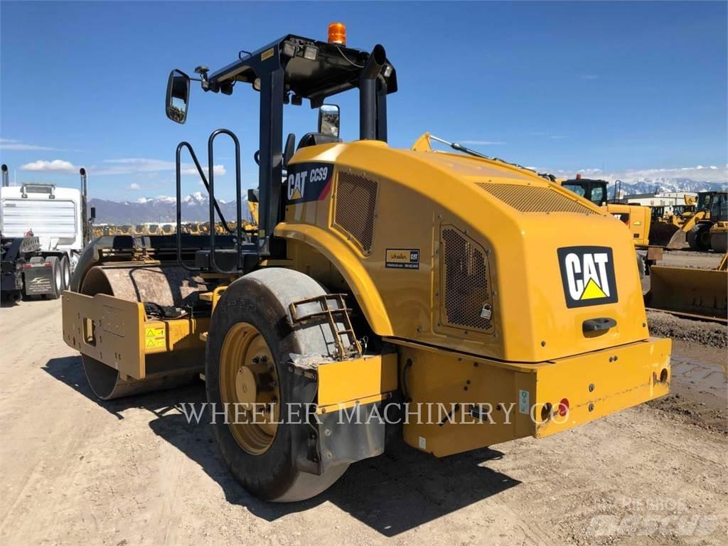 CAT CCS9 Котки тротуарні