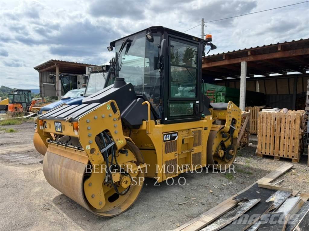 CAT CD44B Котки тротуарні