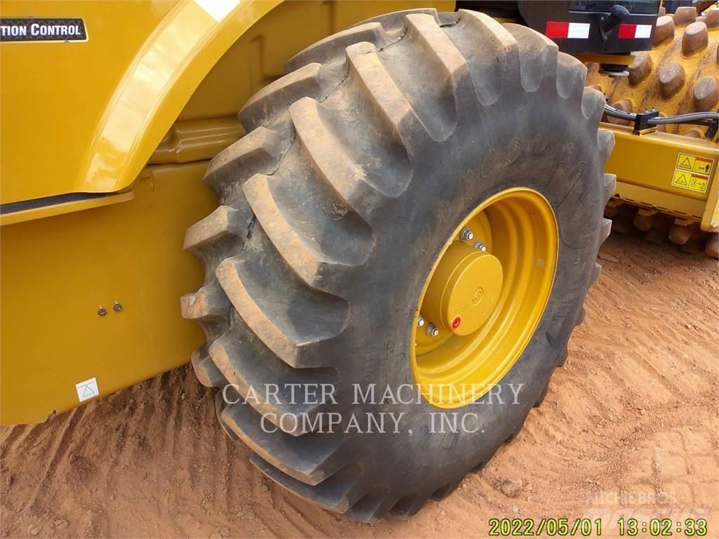 CAT CP 54 B Грунтові котки