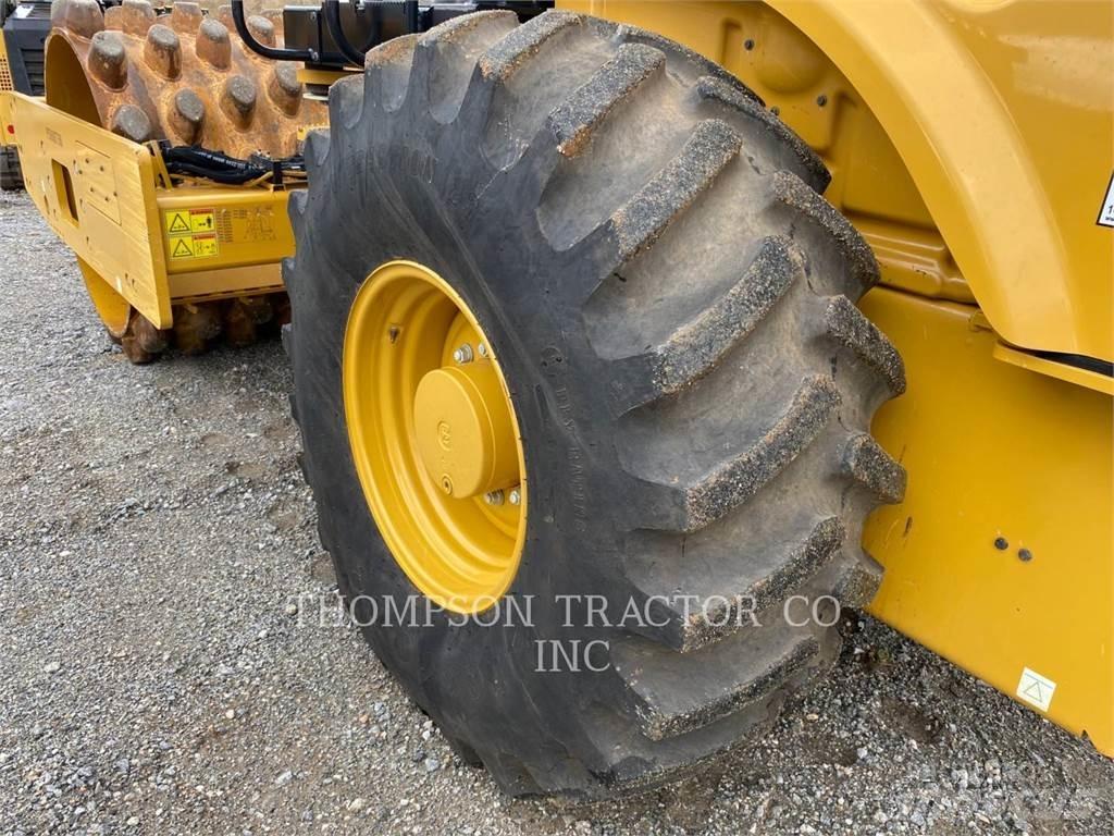 CAT CP 56 B Грунтові котки