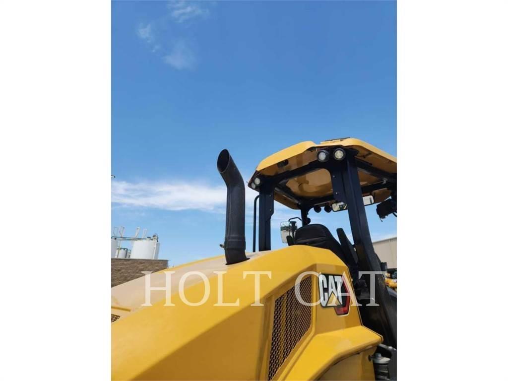 CAT CP11GC Грунтові котки