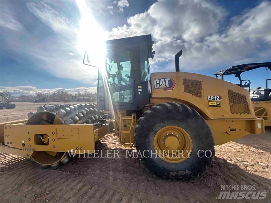 CAT CP12 Грунтові котки