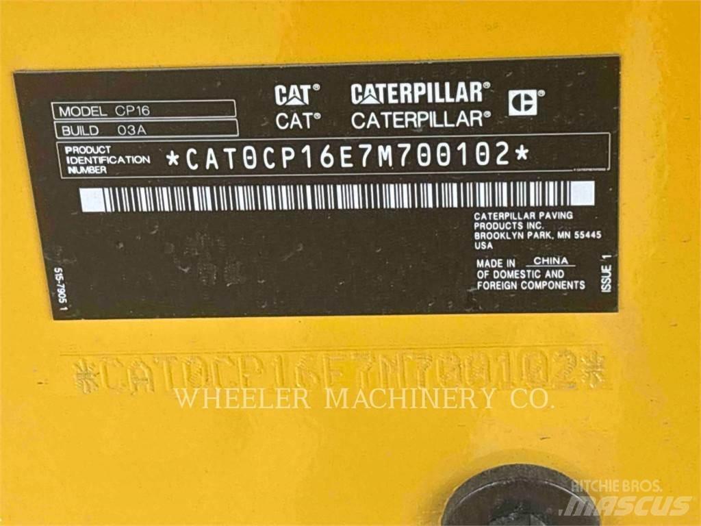 CAT CP16 Грунтові котки