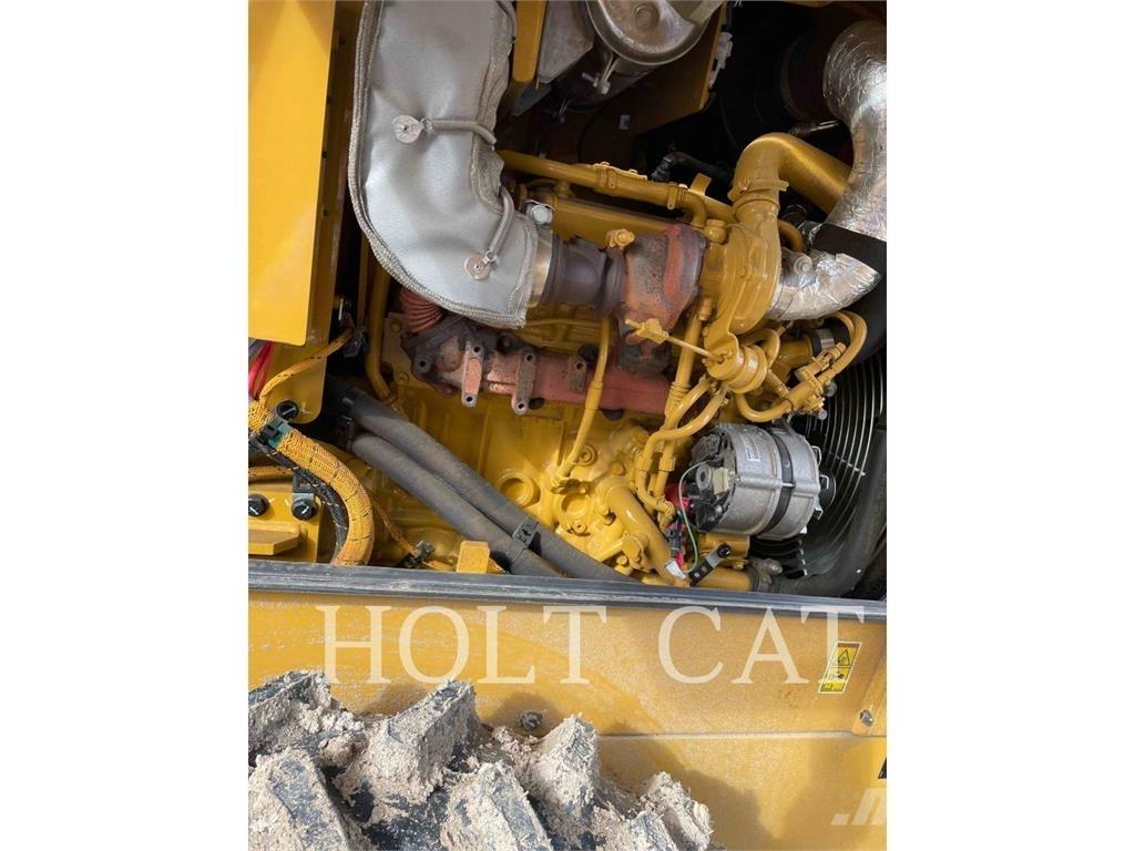CAT CP34 Грунтові котки