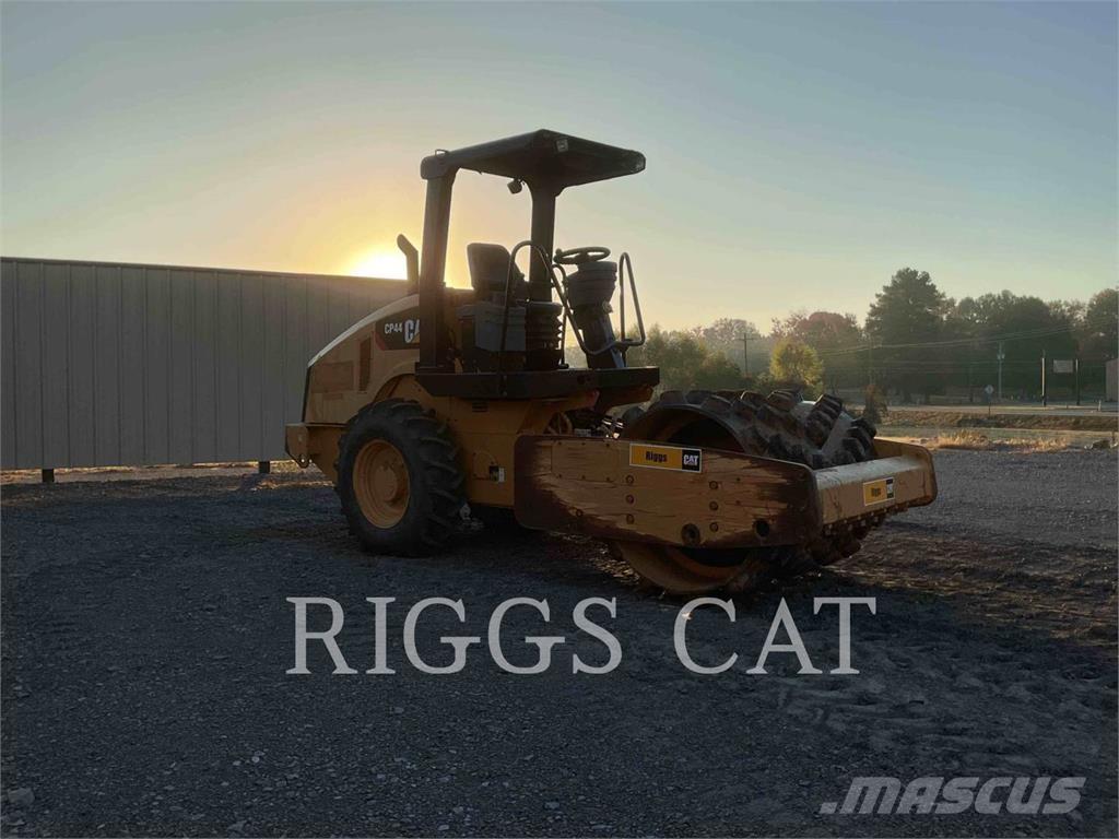 CAT CP44 Ущільнювачі грунту