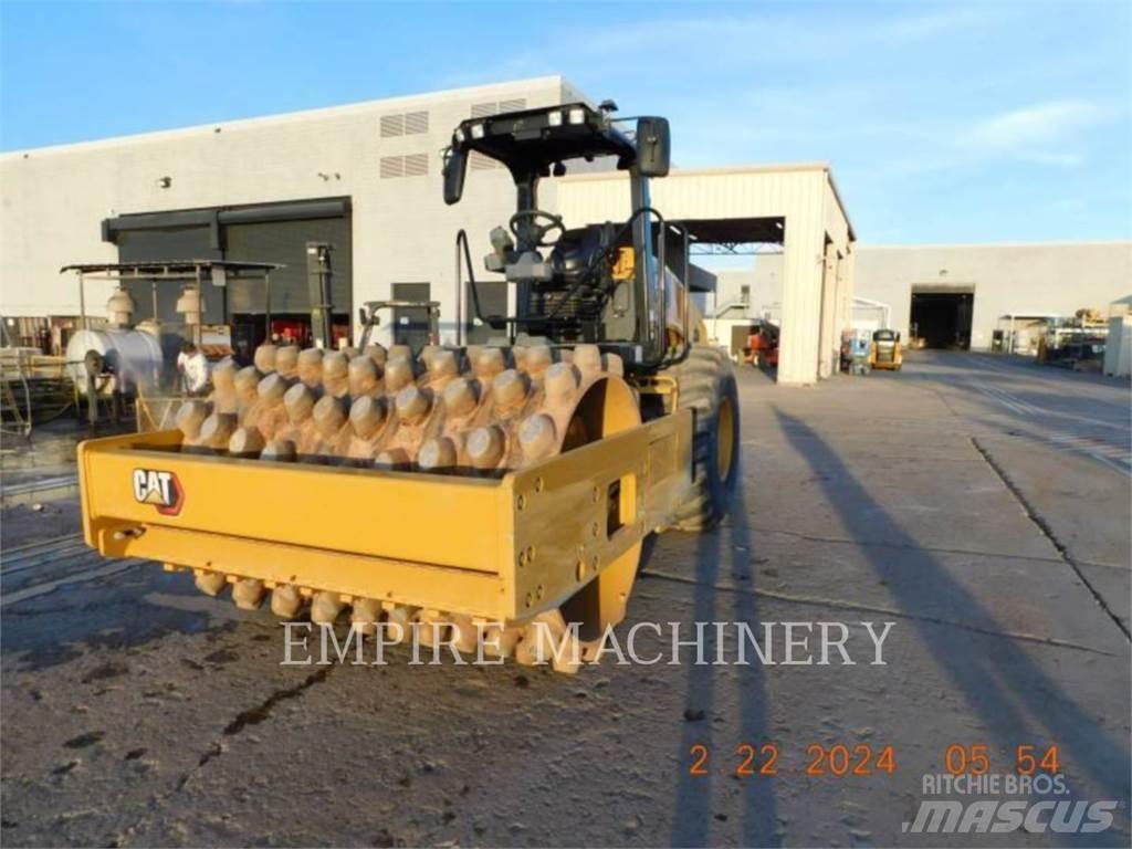 CAT CP54B Грунтові котки