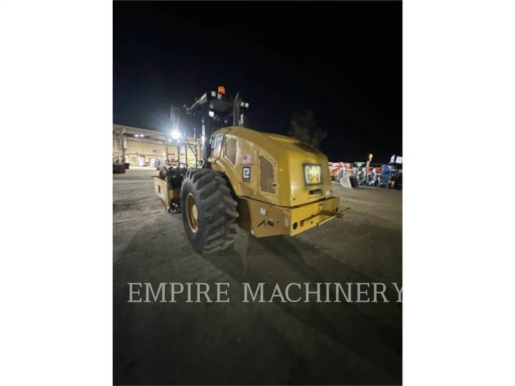 CAT CP54B Грунтові котки
