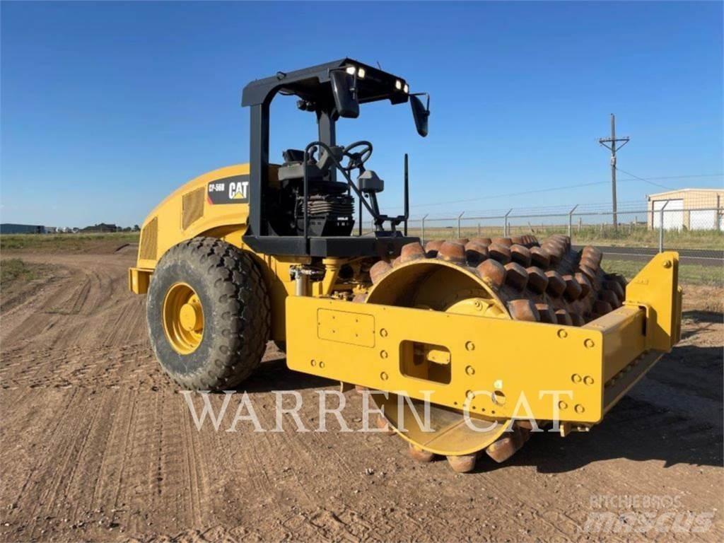 CAT CP56B Асфальтовкладачі