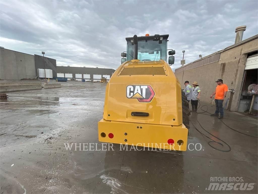 CAT CP56B Грунтові котки